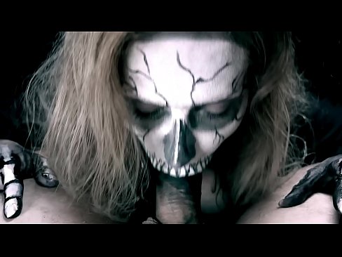 ❤️ Demonsko dekle sesa kurca s svojimi črnimi usti in pogoltne spermo. ❌ Kvalitetni pornič na porno sl.sexvideosex.top ❤
